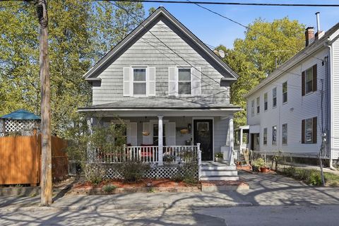 Photo of 24 Lawrence St, Fitchburg, MA 01420 (MLS # 73515593)