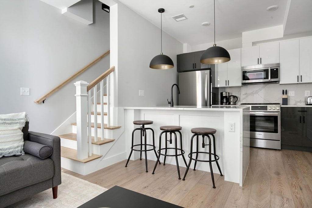 300 Somerville AVE #C, Somerville, MA, 300 Somerville AVE #C, Somerville, MA Photo #1
