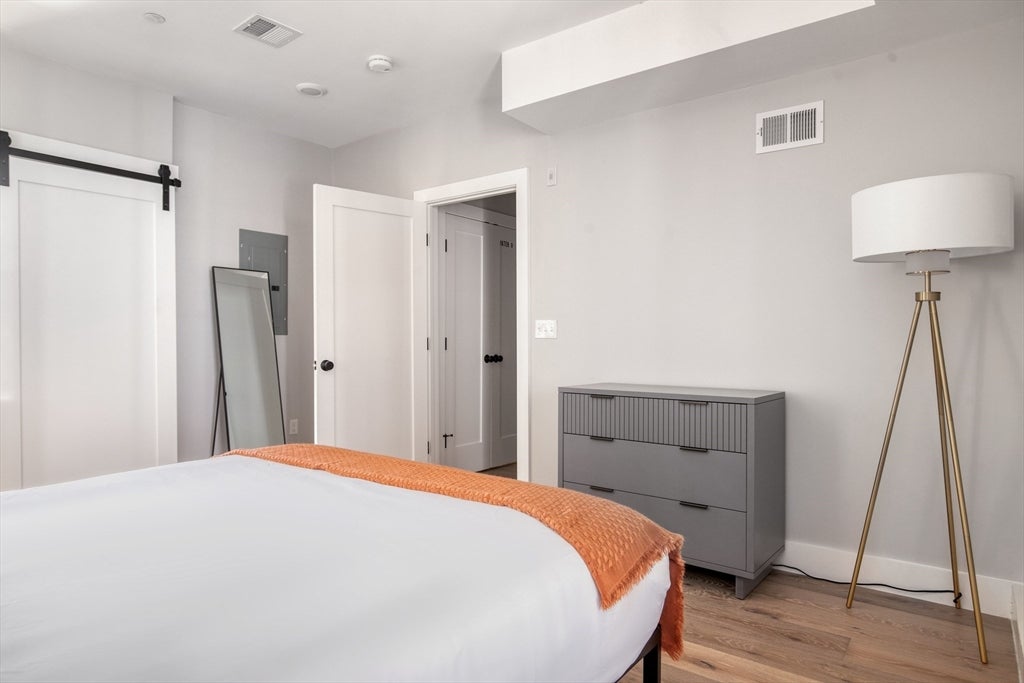 300 Somerville AVE #C, Somerville, MA, 300 Somerville AVE #C, Somerville, MA Photo #8