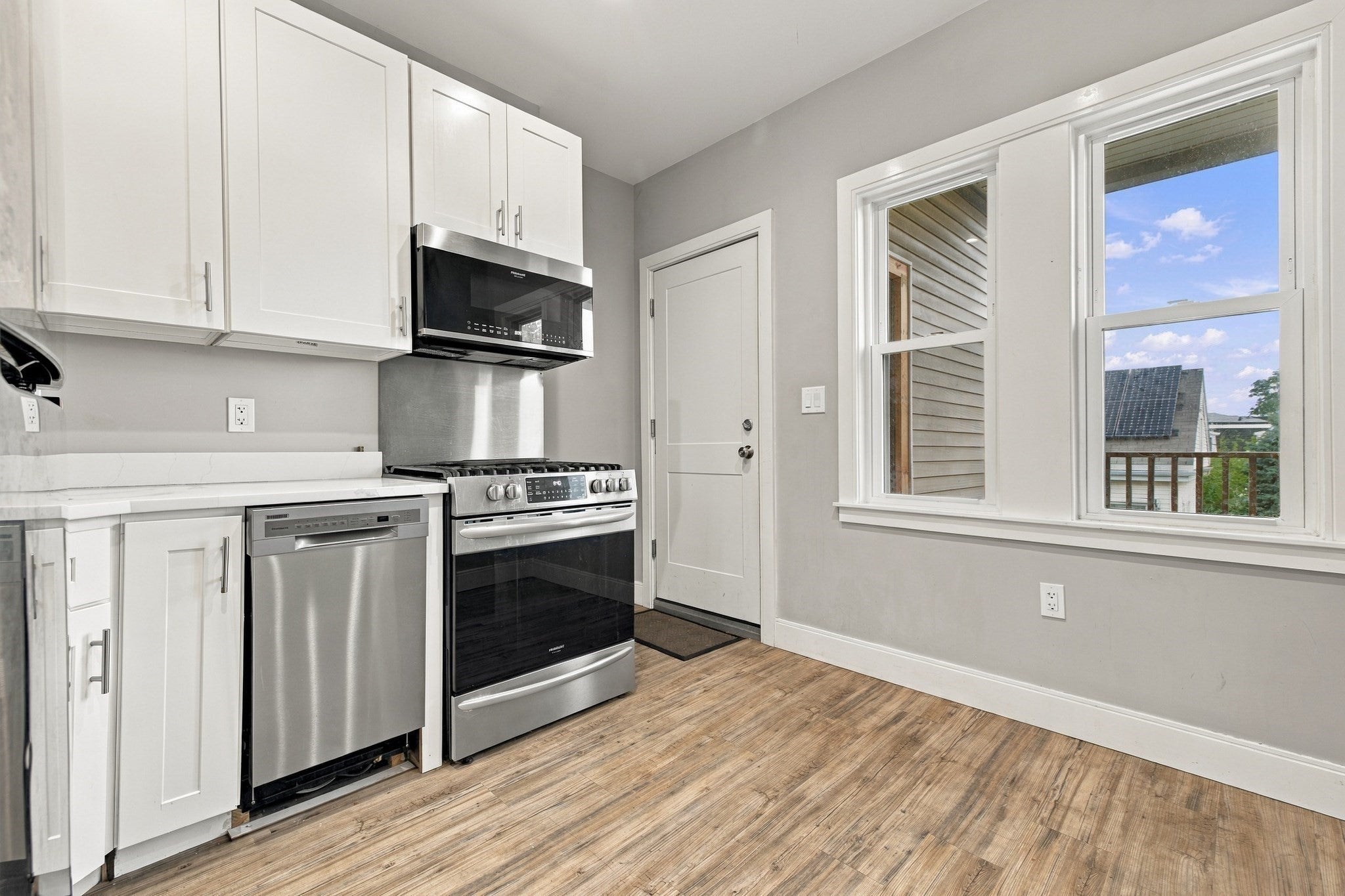 1 Beacon St #3R, Somerville, MA Photo #4
