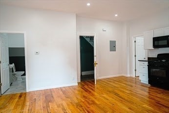 28 Wabon St