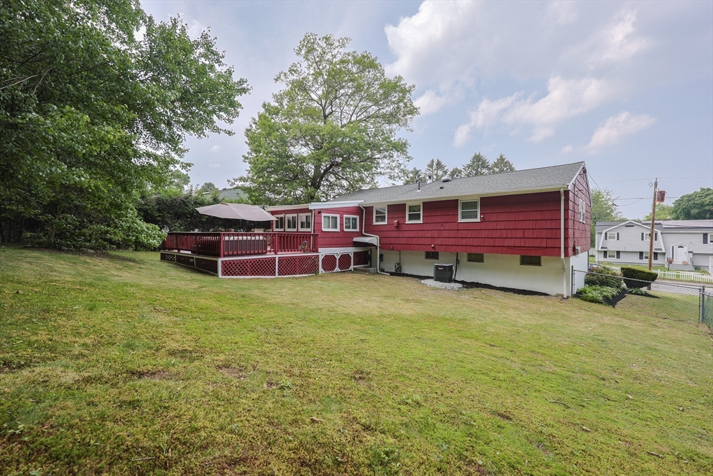 89 Fernandez Cir