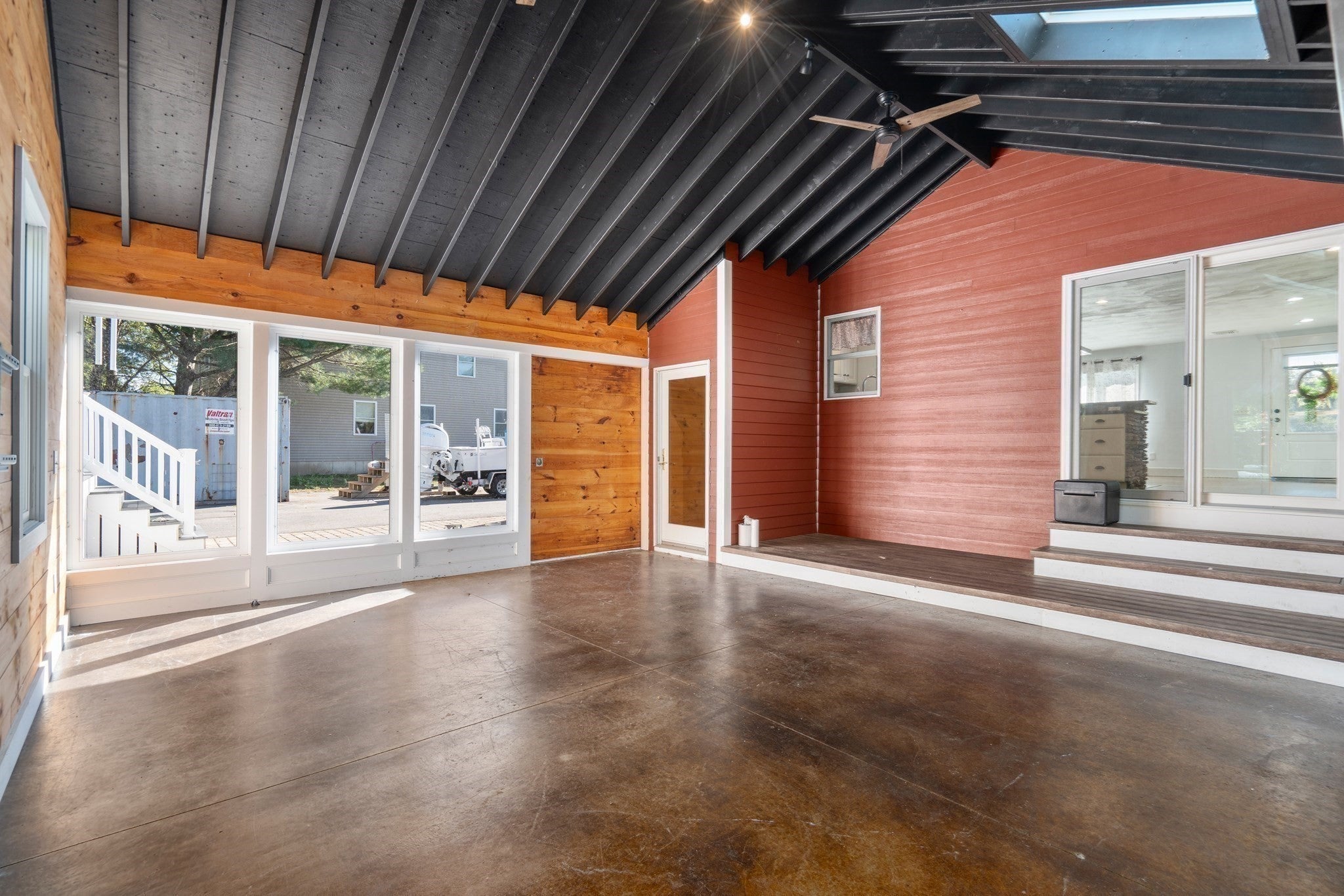 95 Dean St, Raynham, MA Photo #12