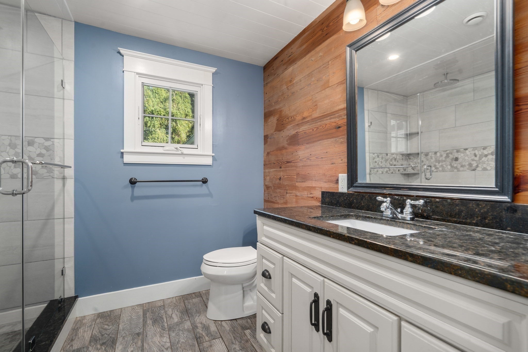 95 Dean St, Raynham, MA Photo #16