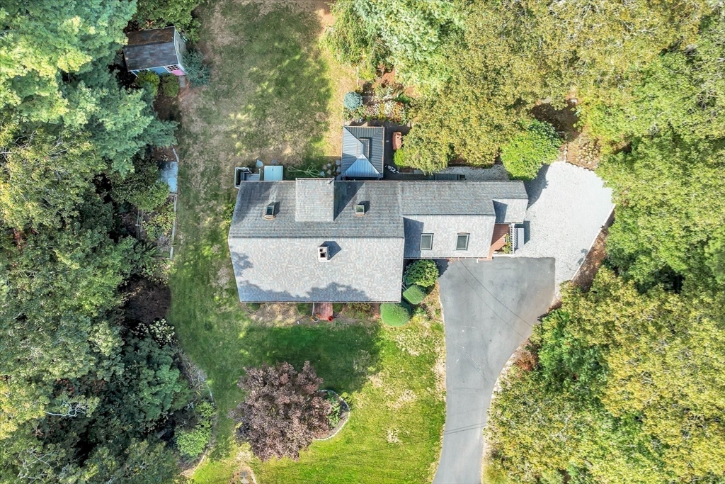 Barnstable, Massachusetts 02635, United States, 3 Bedrooms Bedrooms, ,3 BathroomsBathrooms,Residential,Active,226187