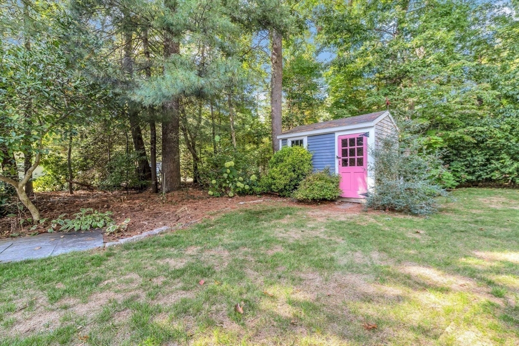 Barnstable, Massachusetts 02635, United States, 3 Bedrooms Bedrooms, ,3 BathroomsBathrooms,Residential,Active,226187