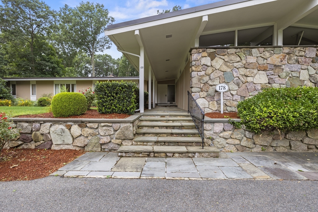 178 Braemoor Rd