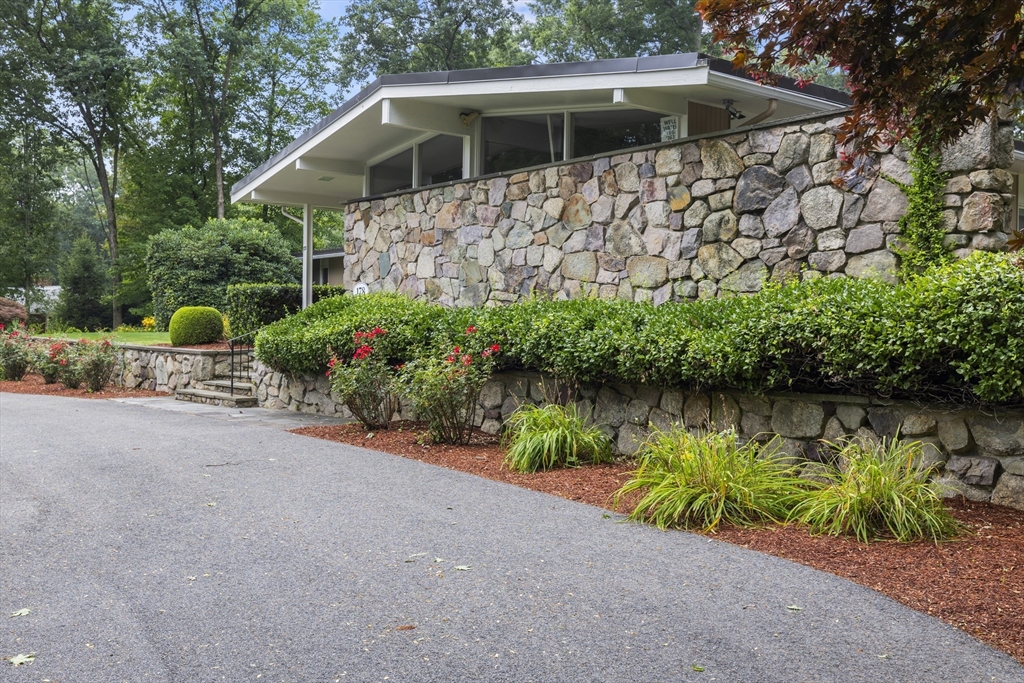 178 Braemoor Rd