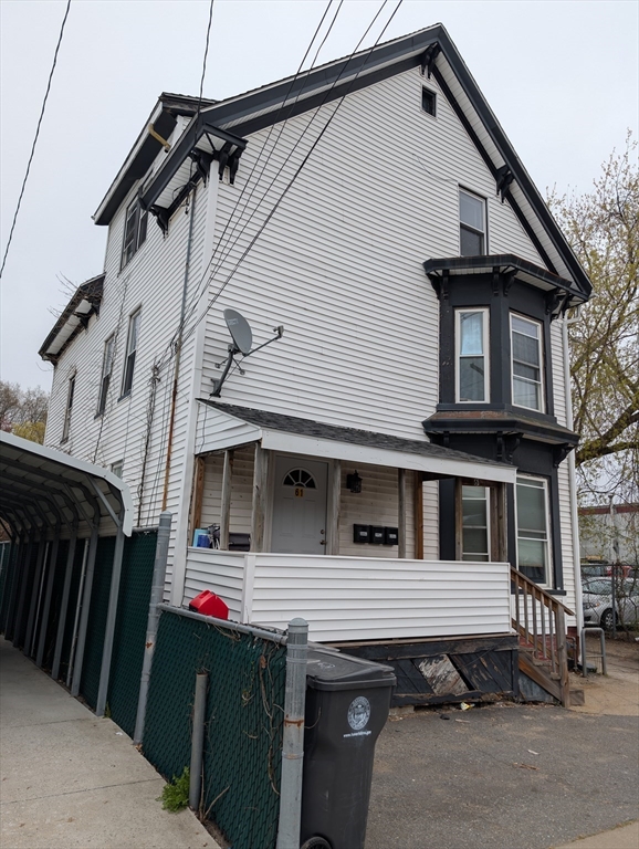 61 Hilldale Ave