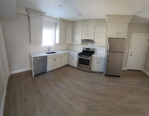 Photo of 322 Brownell St #1E, Fall River, MA 02720 (MLS # 73483817)