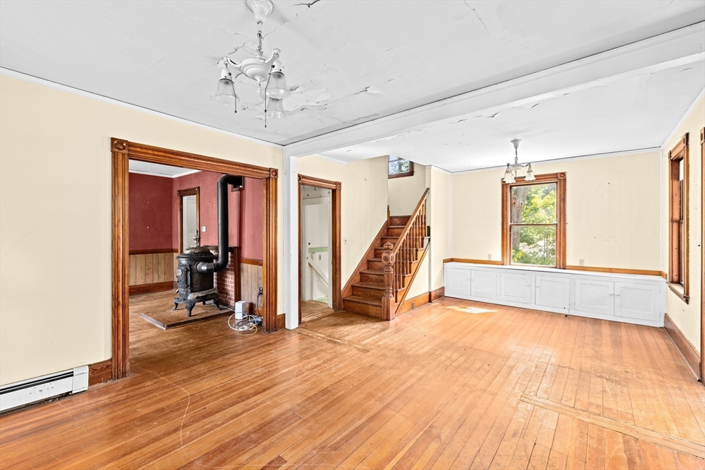 62 High St