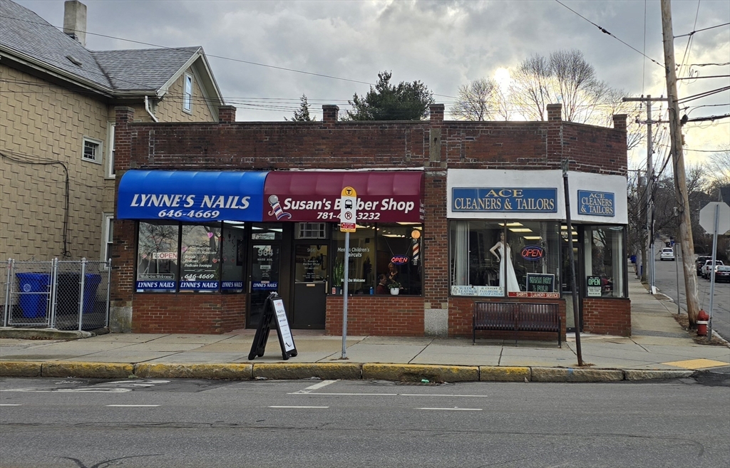 464-460 Massachusetts Ave