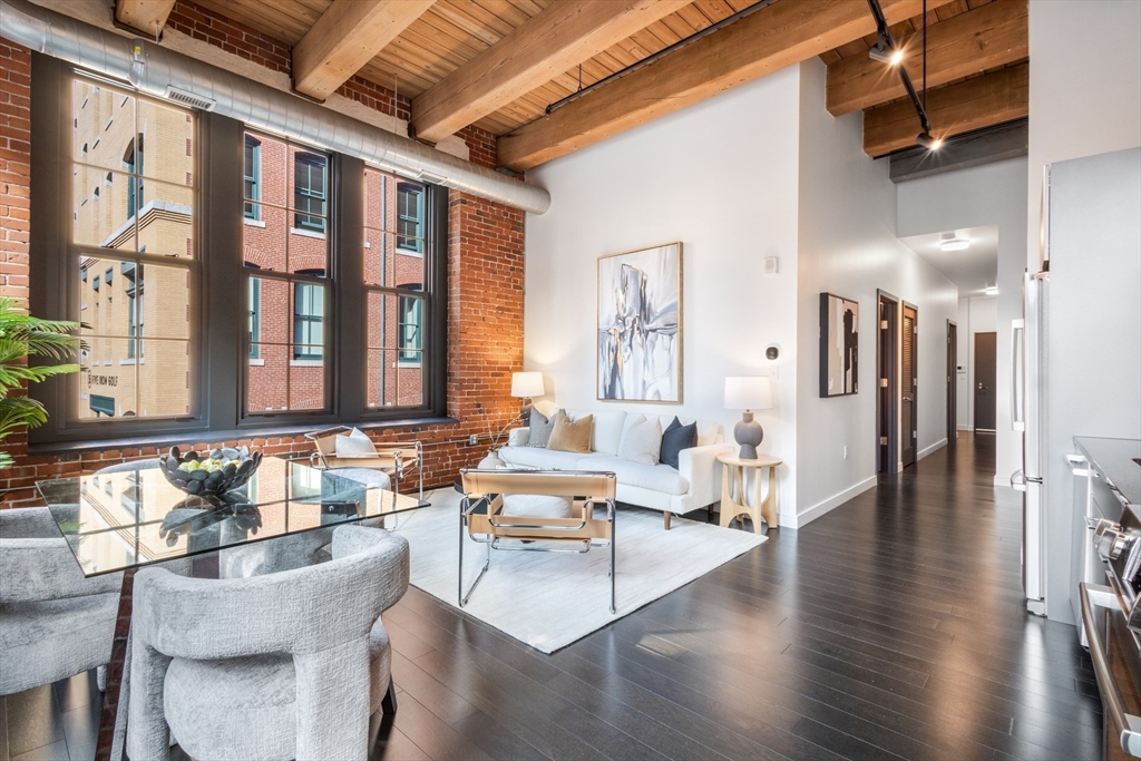 319 A Street 208