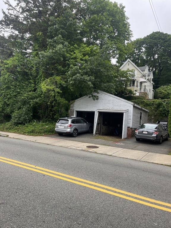 610 Humphrey Street 3