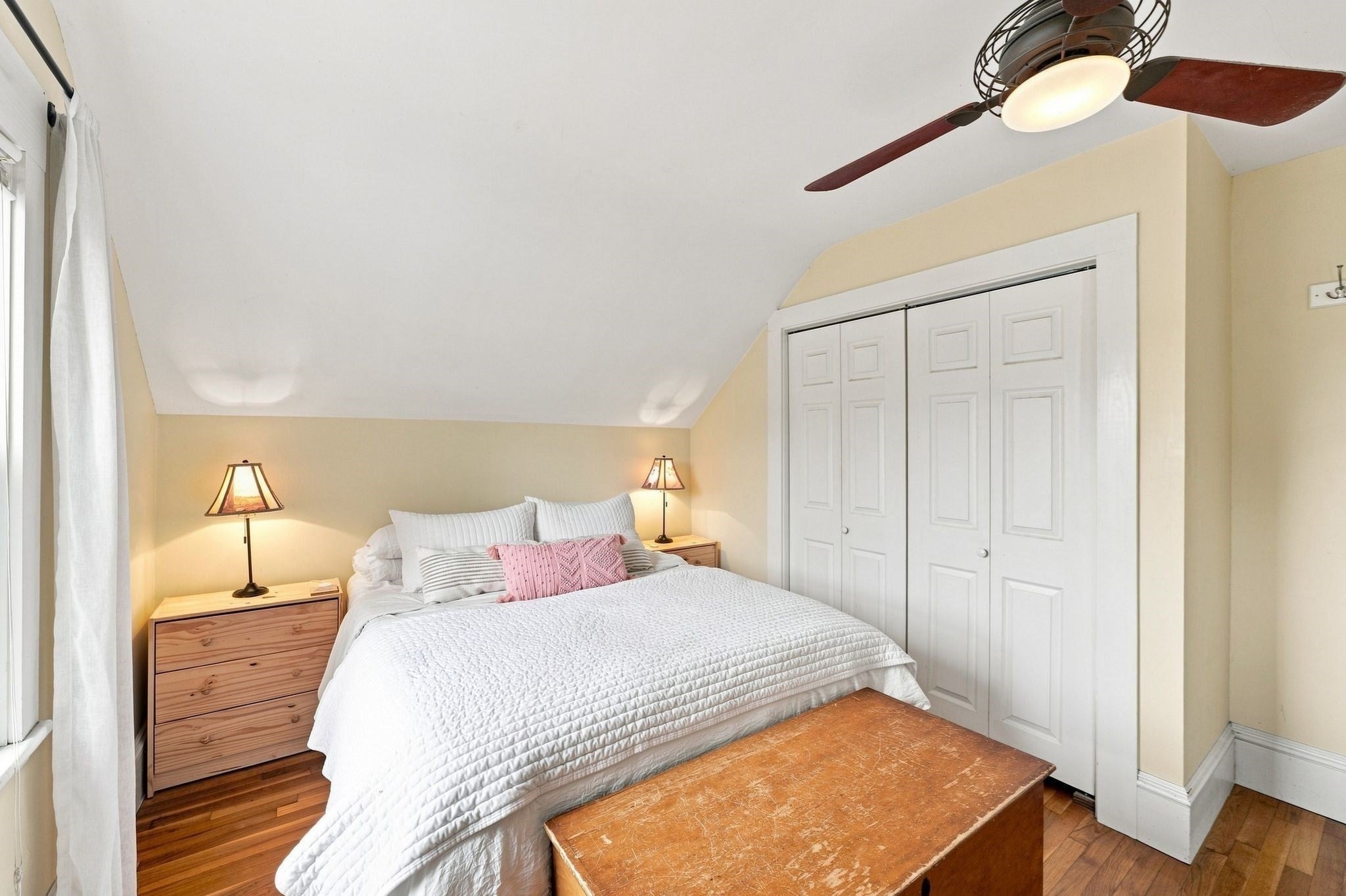 13 Phillips St, Salem, MA Photo #24