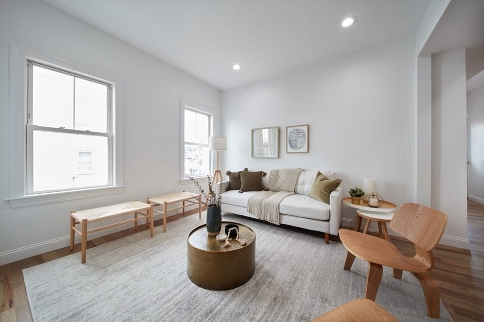 14 Cottage St 2