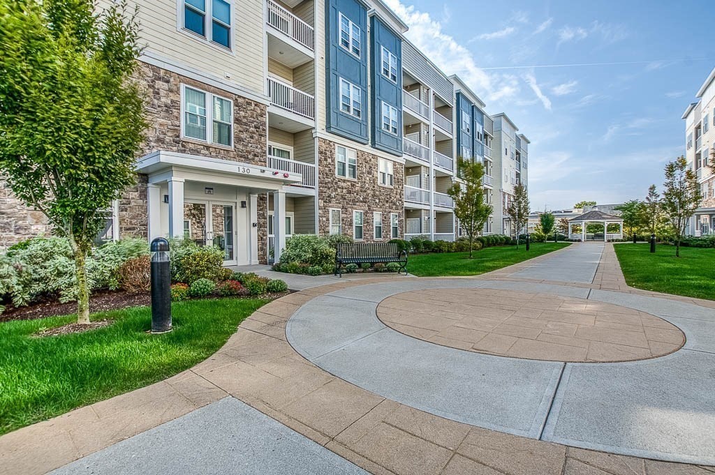 130 University Ave 1405