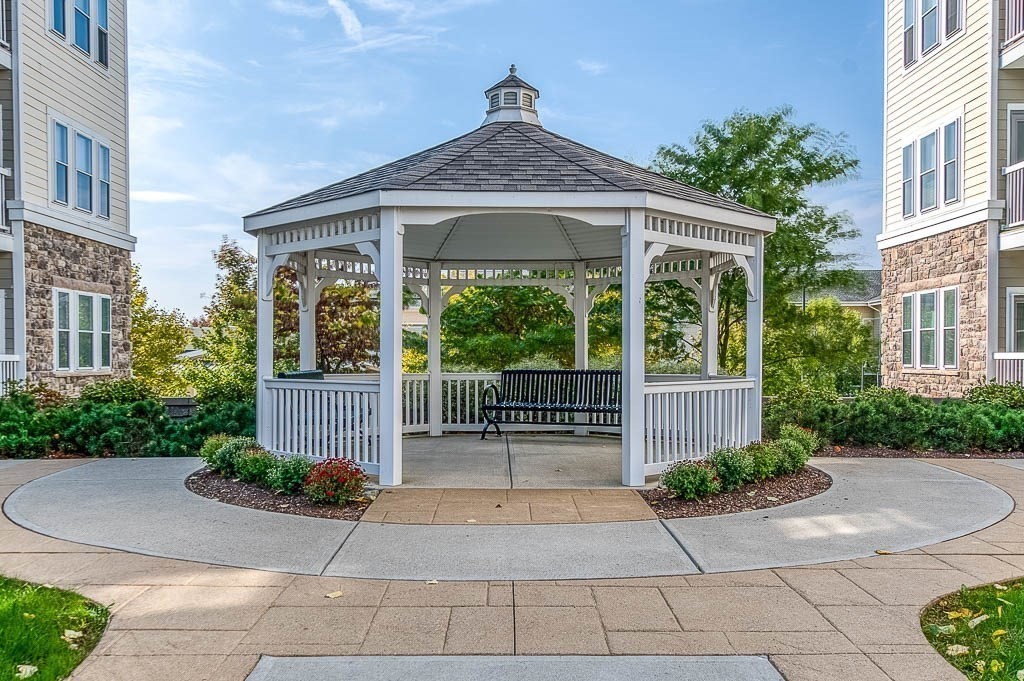 130 University Ave 1405