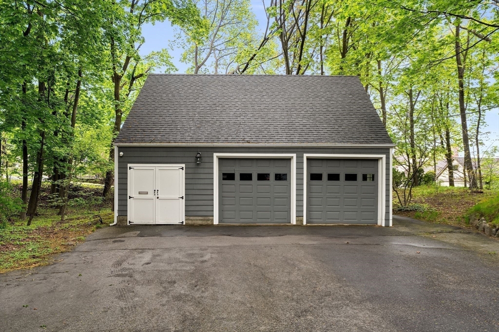 331 Mystic St, Arlington, MA Photo #36