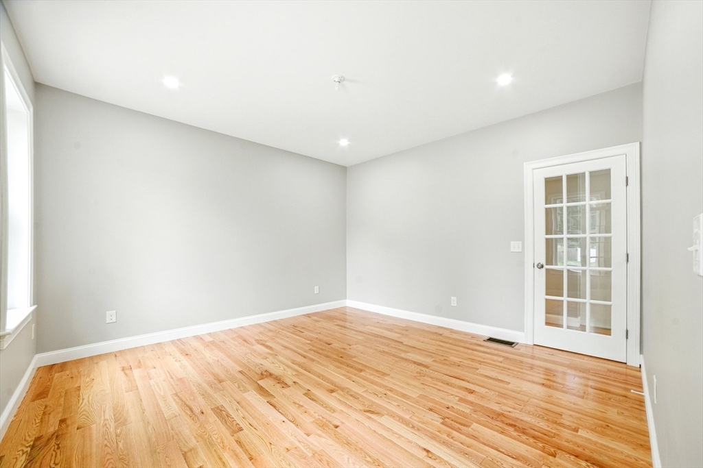 3 Hillside Ave