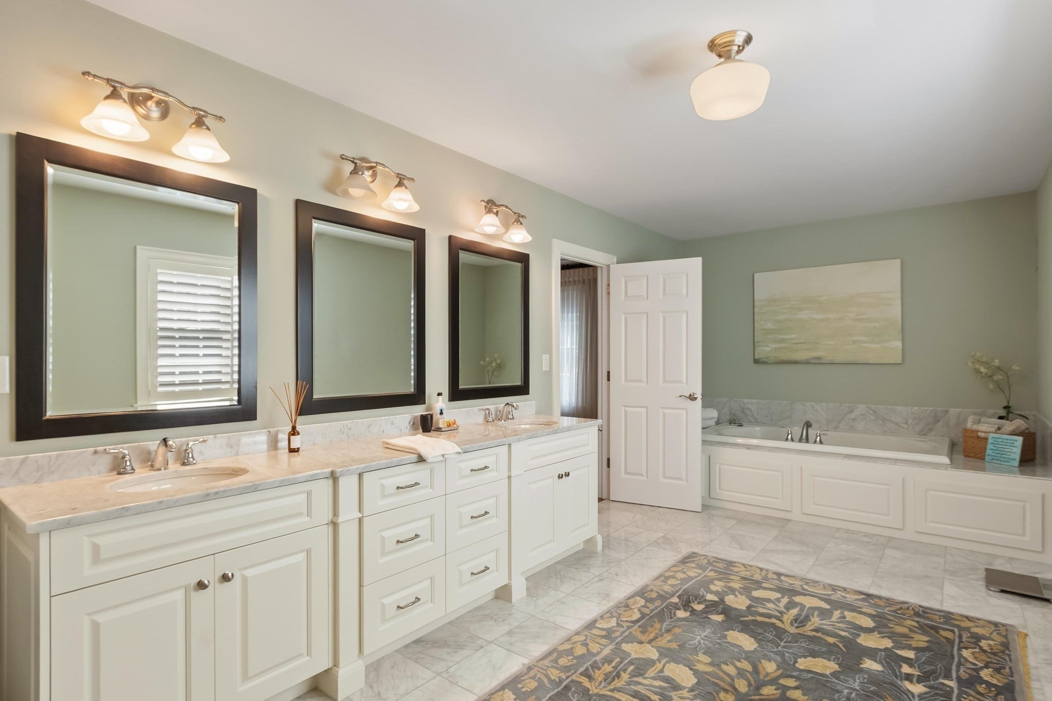 48 Robinson Dr, Bedford, MA Photo #19