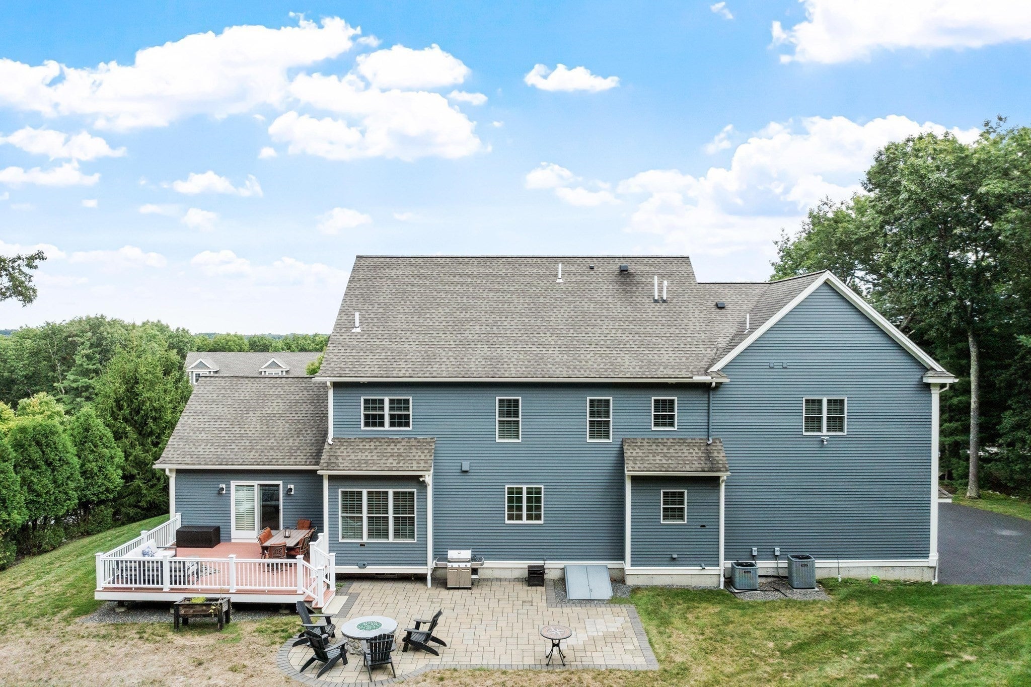 48 Robinson Dr, Bedford, MA Photo #34