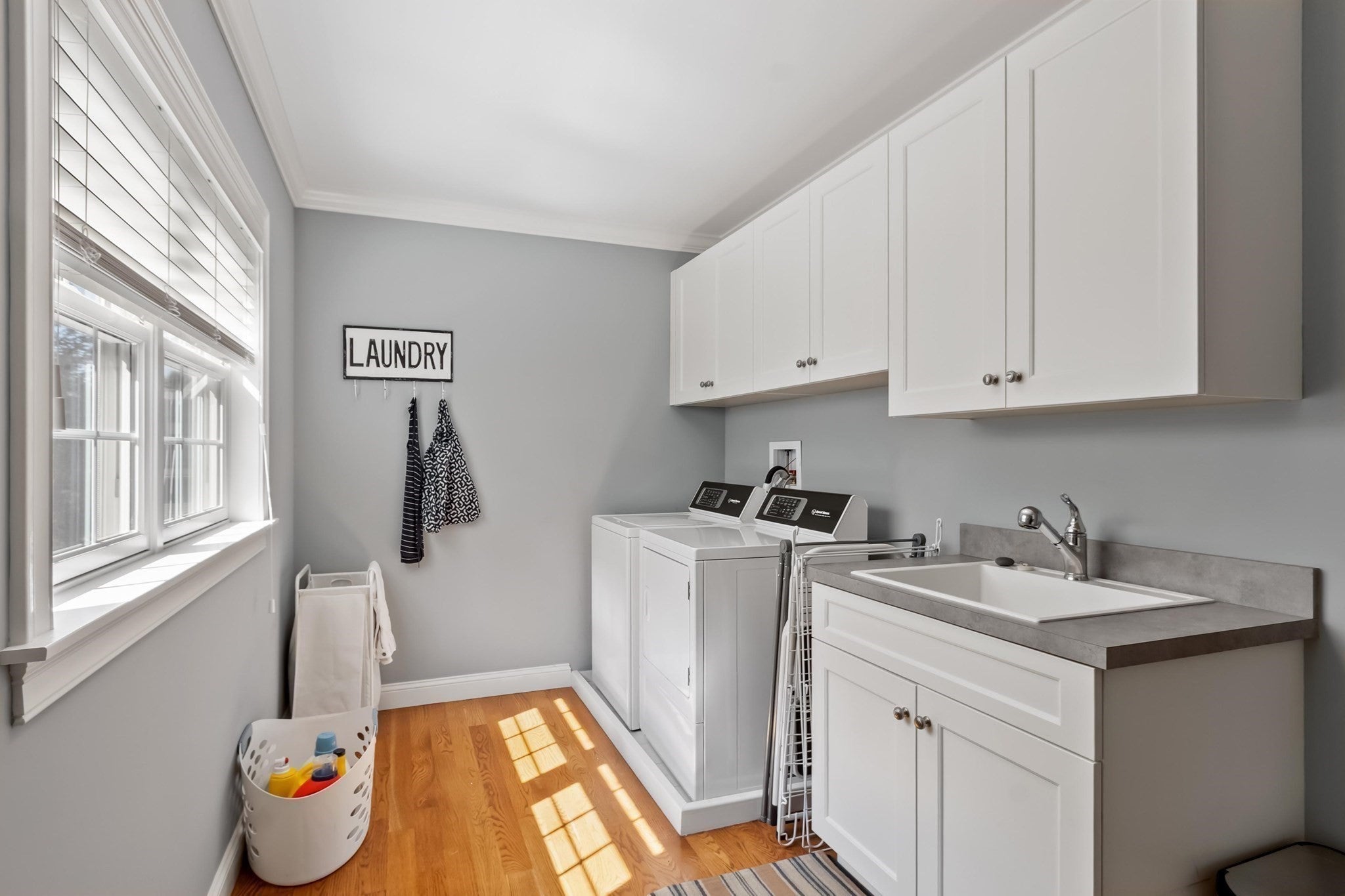 48 Robinson Dr, Bedford, MA Photo #26