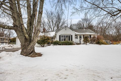 331 Dale Street Chicopee MA 01013