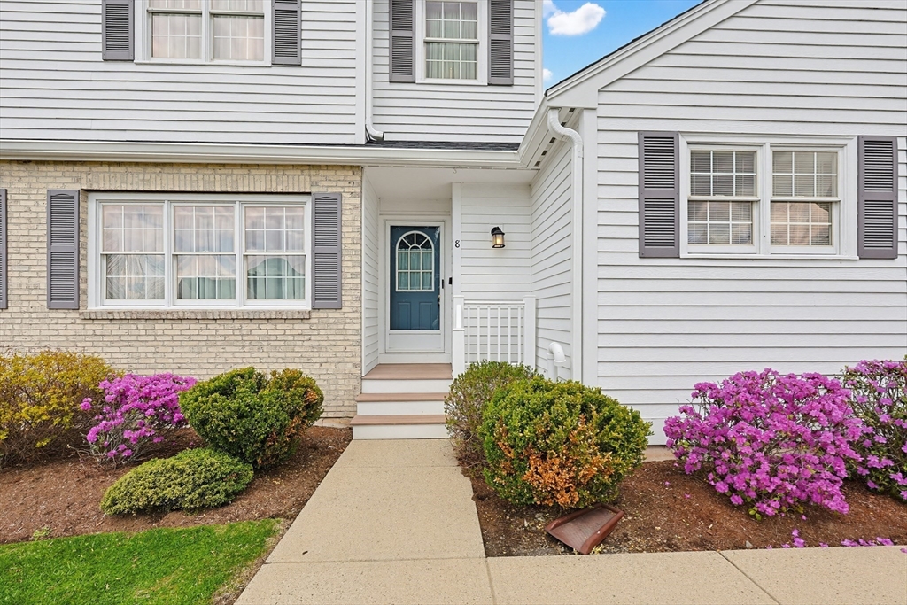 8 Aspen Way 8
