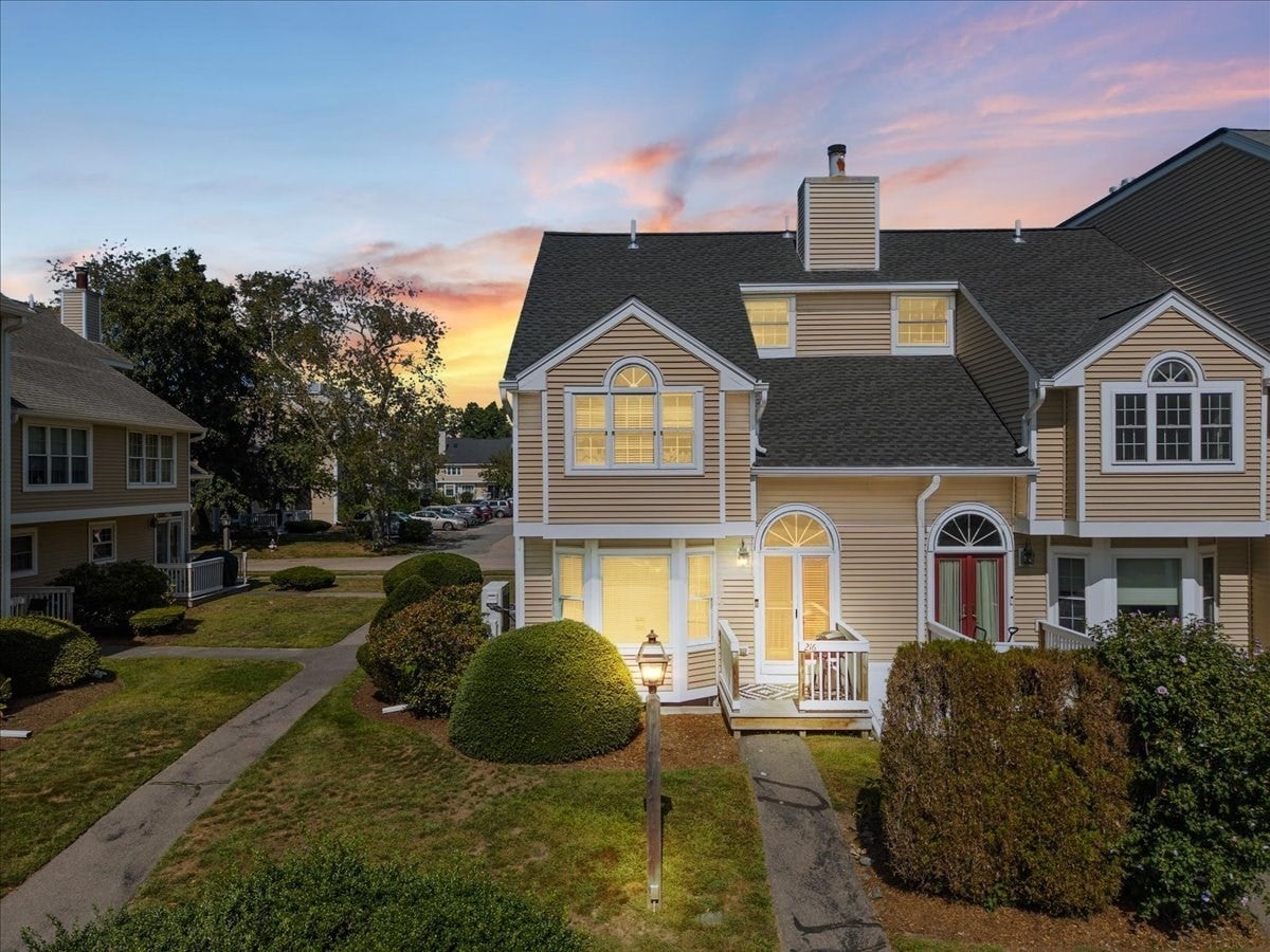 216 Carriage Lane #216, Taunton, MA, 216 Carriage Lane #216, Taunton, MA Photo #1