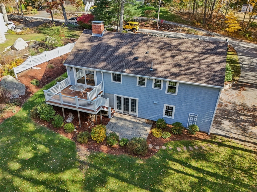 39 Woodbury Rd