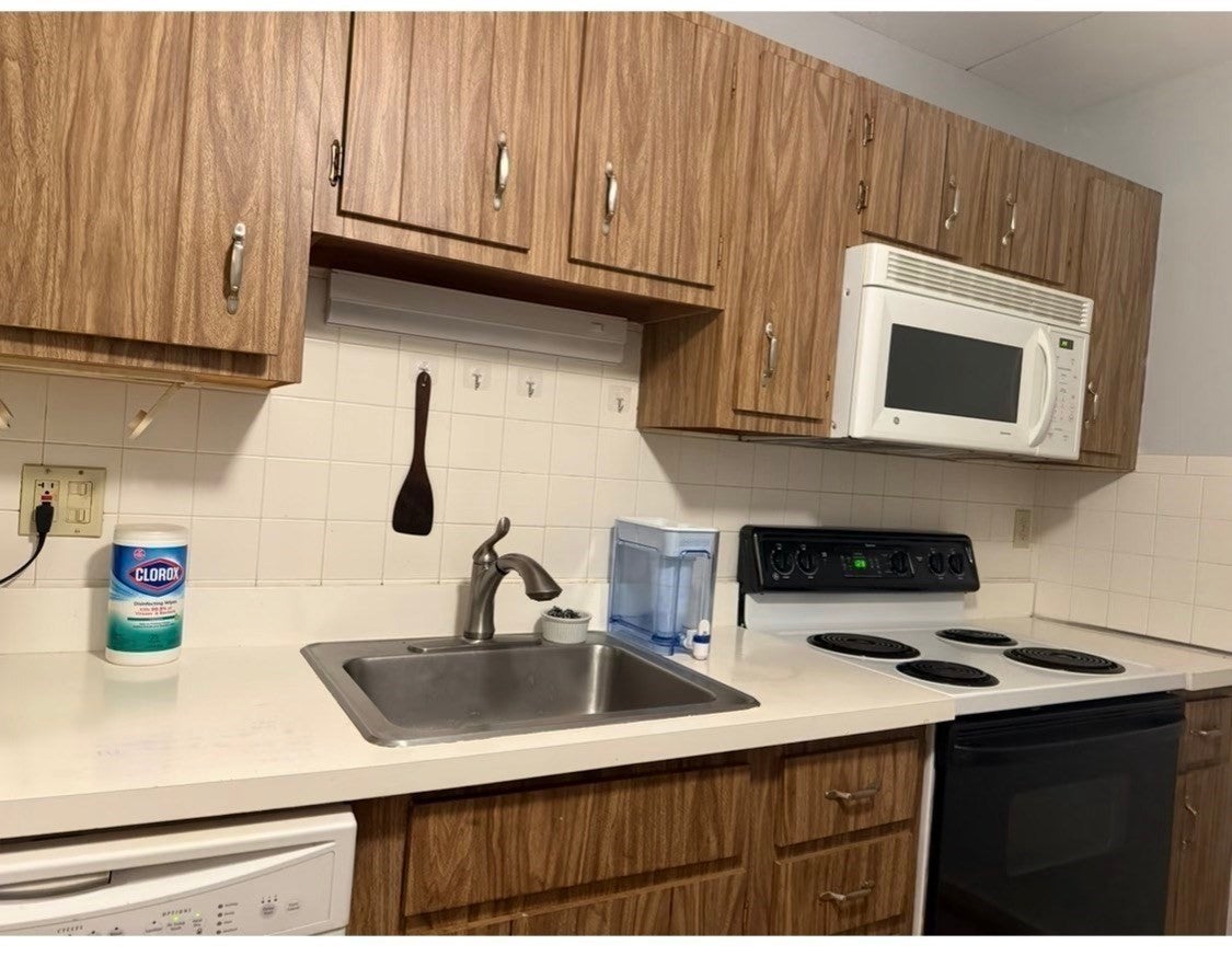 60 Pleasant St #208, Arlington, MA, 60 Pleasant St #208, Arlington, MA Photo #8