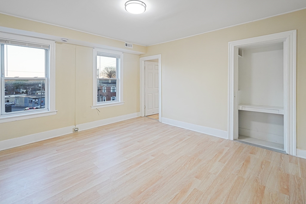 168 Lunenburg St