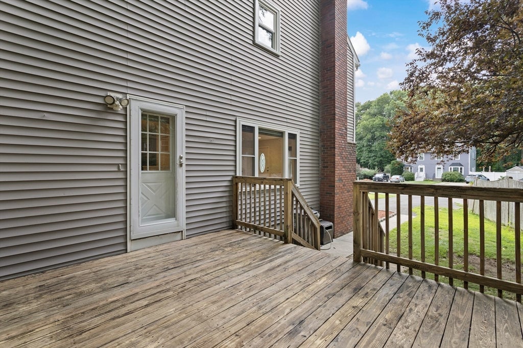 19 Riverbank Cir #19, Haverhill, MA Photo #6