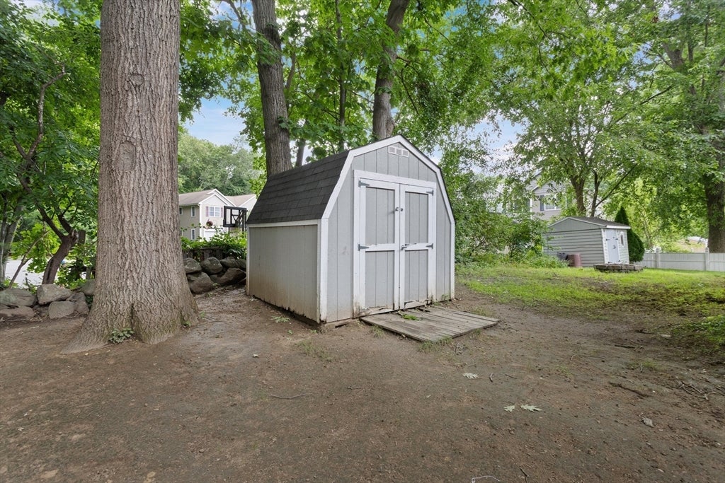 19 Riverbank Cir #19, Haverhill, MA Photo #9