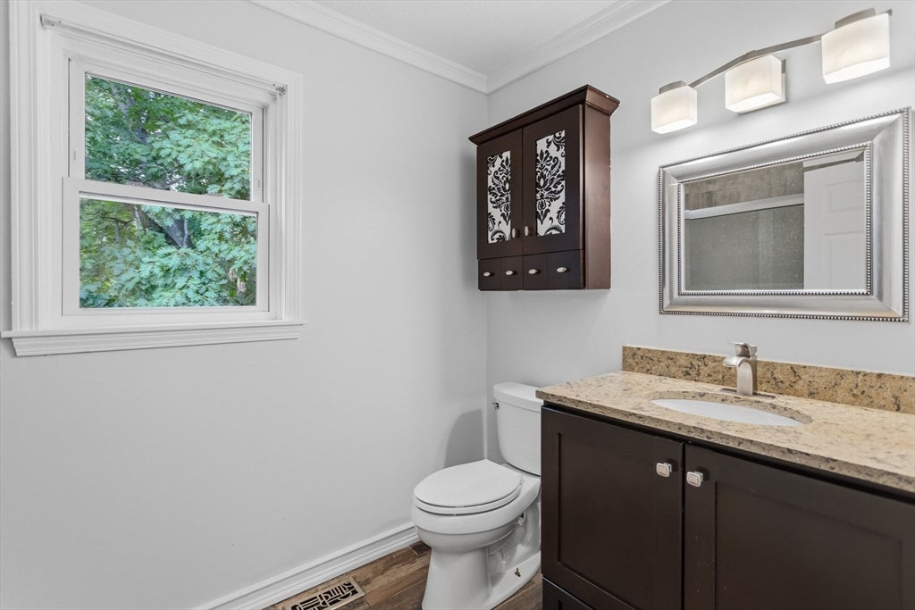 19 Riverbank Cir #19, Haverhill, MA Photo #27