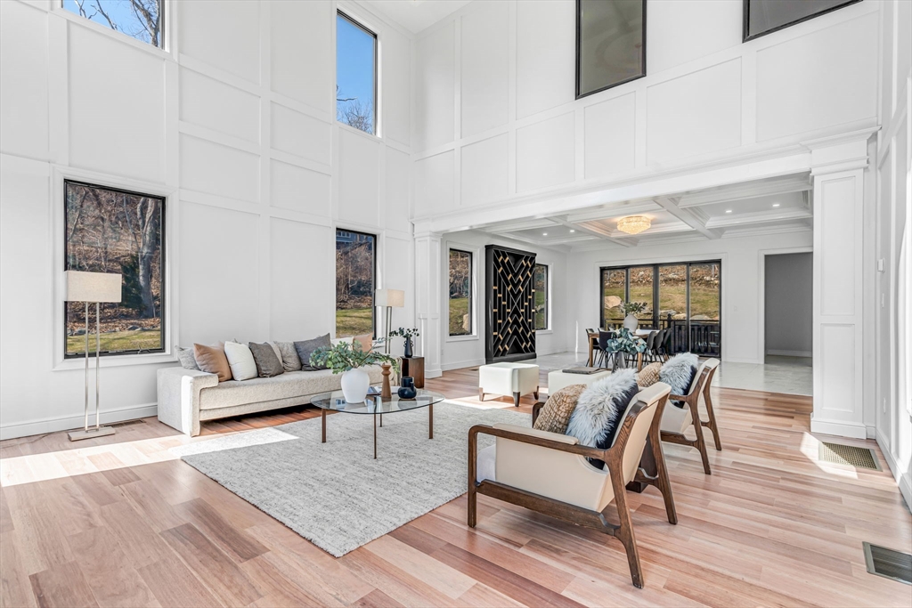 20 Amberwood Dr