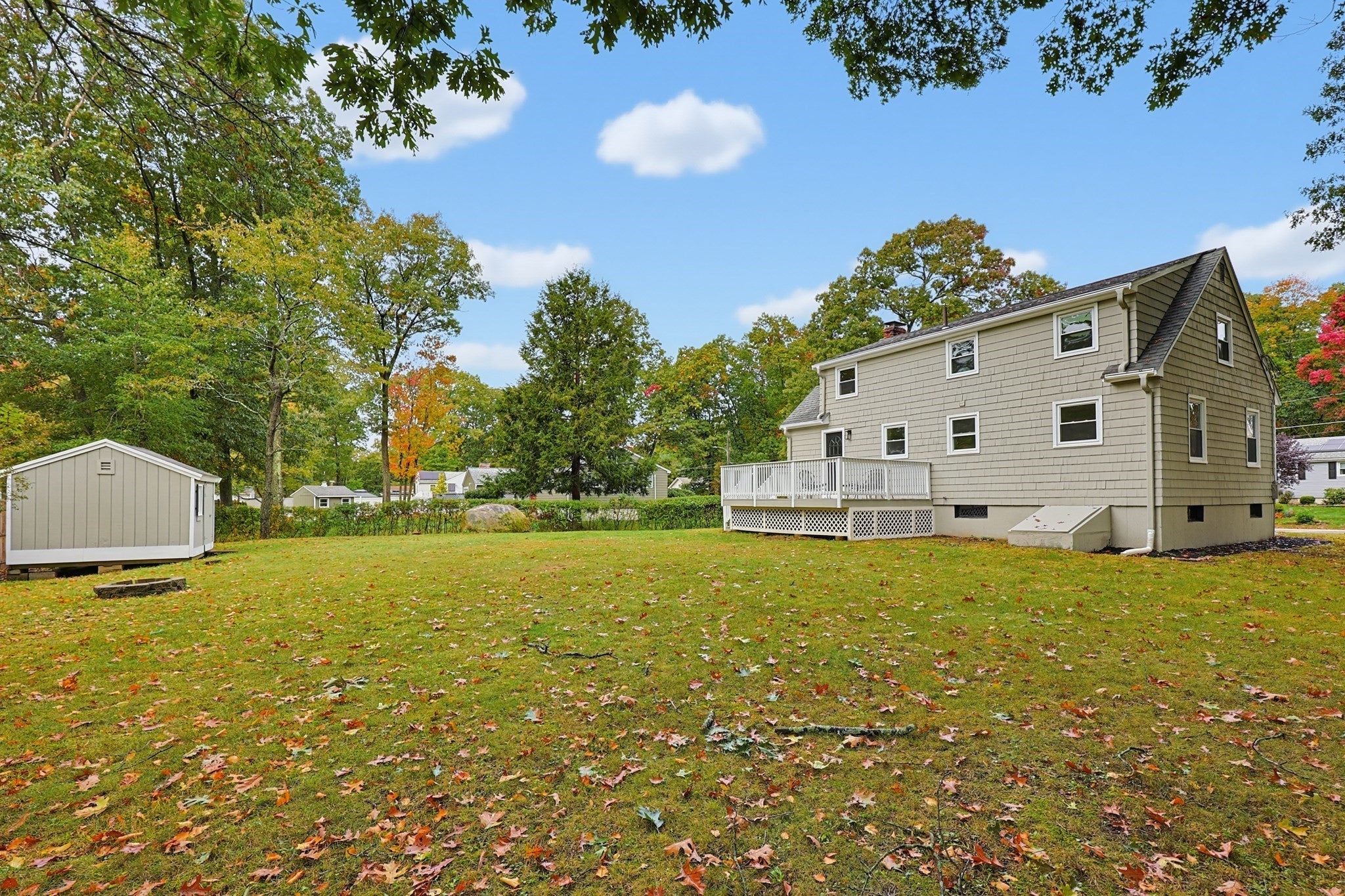 20 Overlook Dr, Bellingham, MA Photo #37