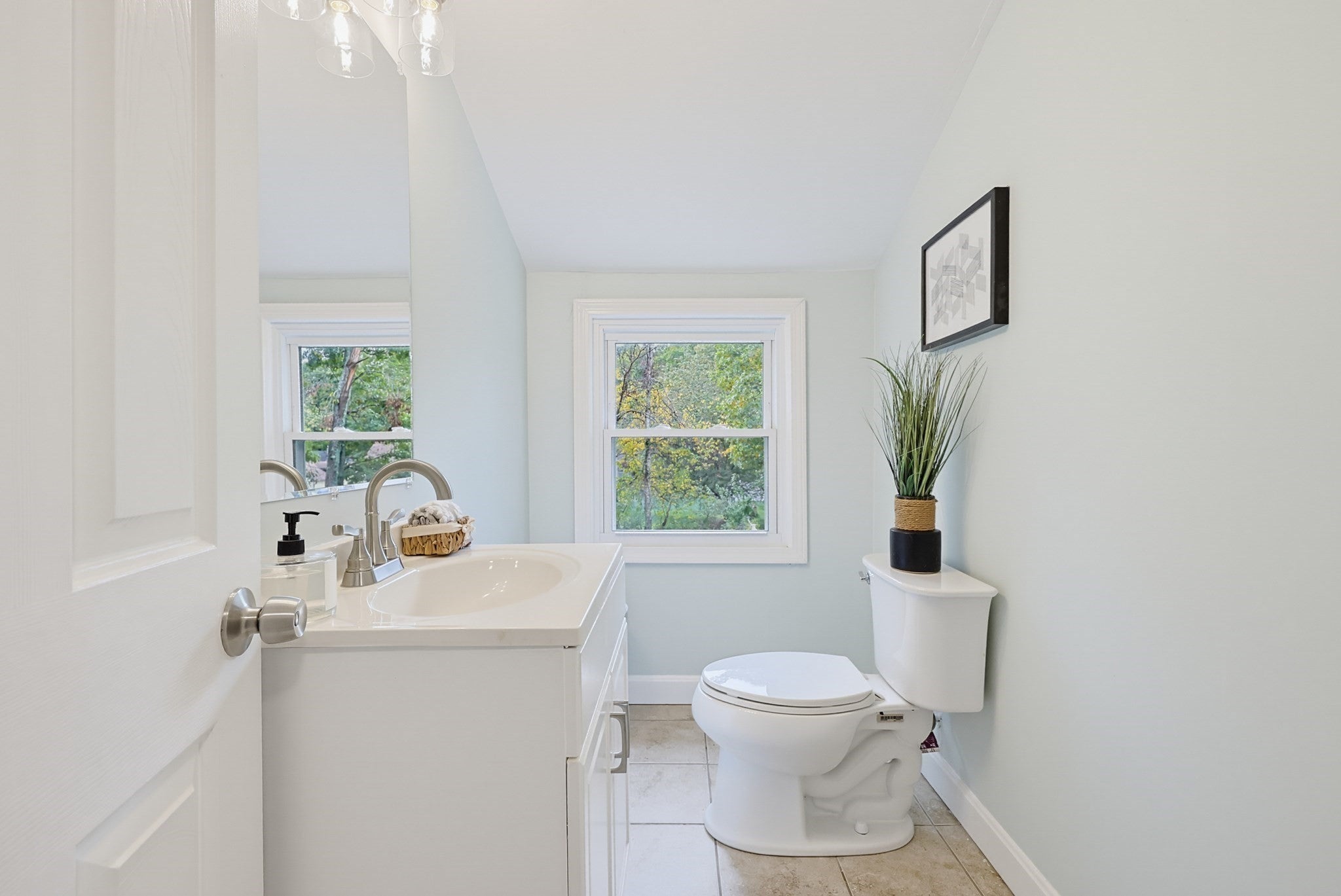 20 Overlook Dr, Bellingham, MA Photo #24