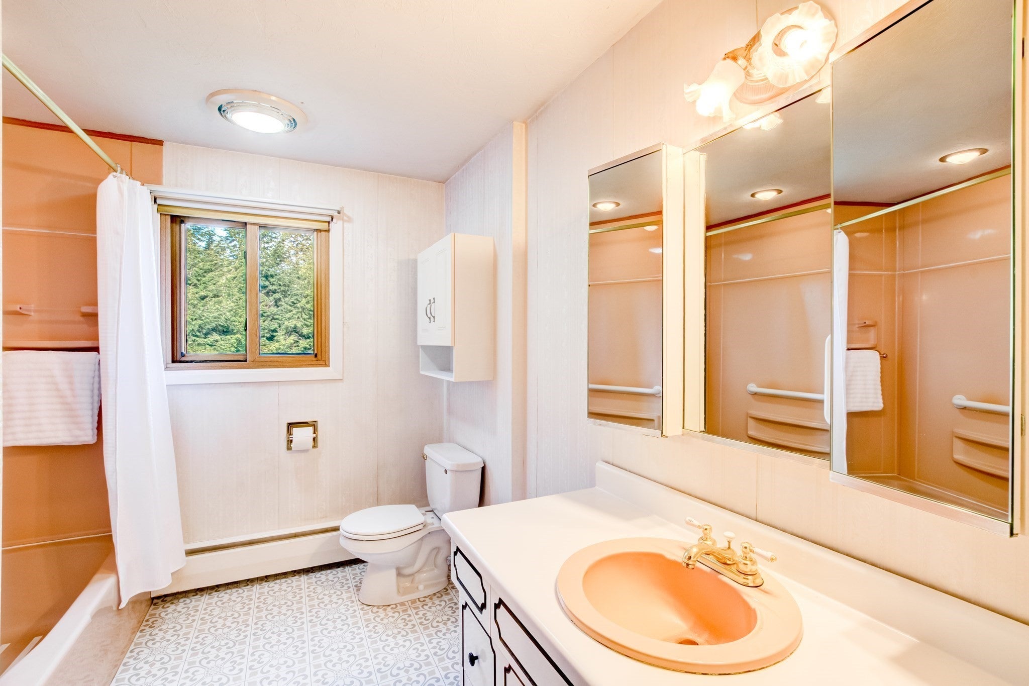 64 Lakeshore Dr, Ashburnham, MA Photo #38