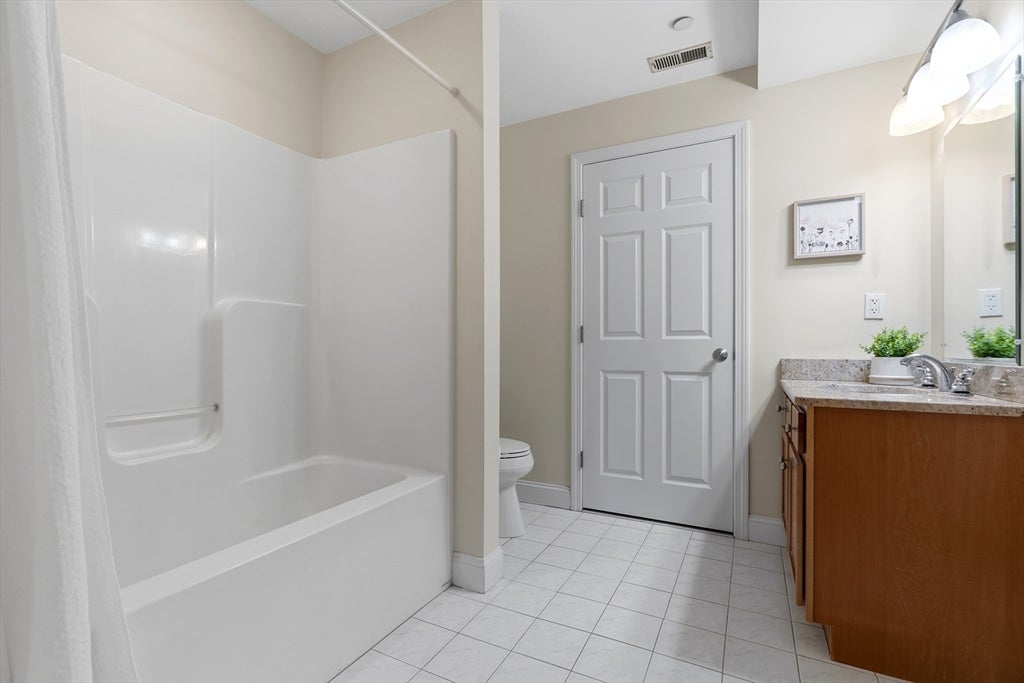 120 Wyllis Ave #310, Everett, MA, 120 Wyllis Ave #310, Everett, MA Photo #17