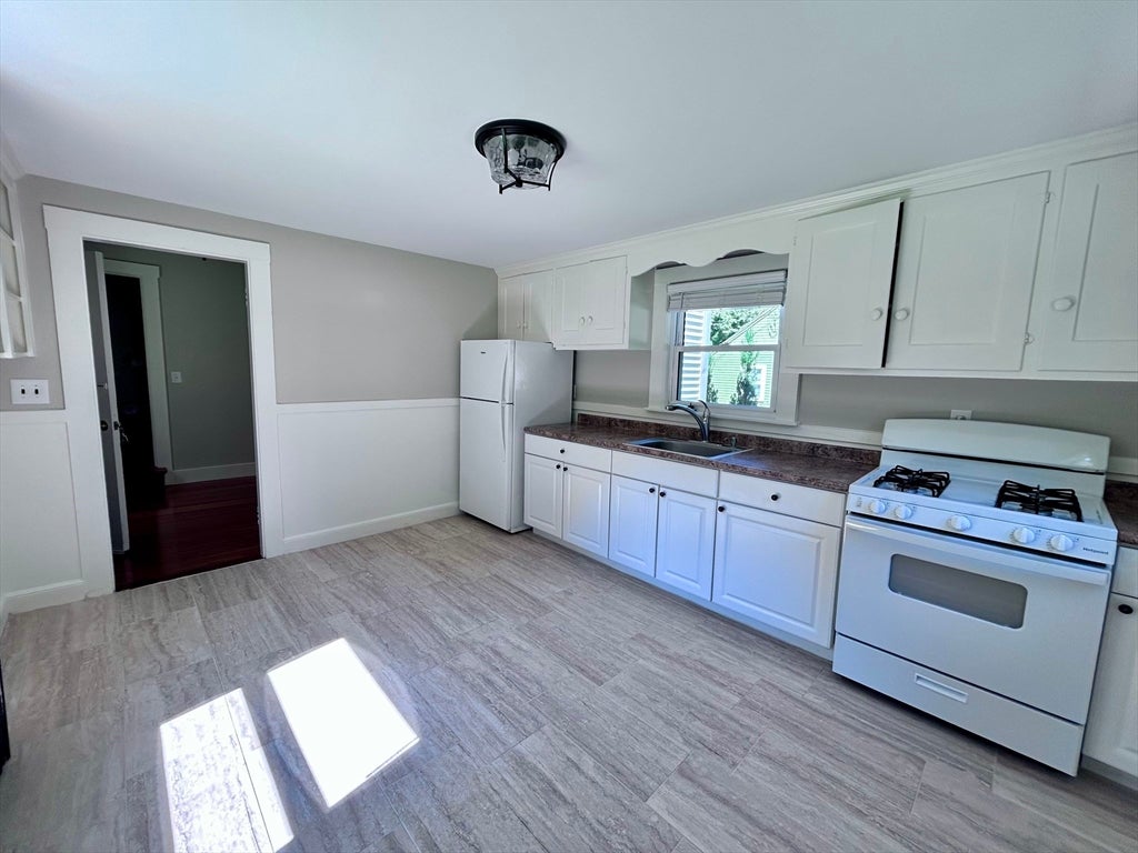 30 Bridge St #2, Hamilton, MA, 30 Bridge St #2, Hamilton, MA Photo #6