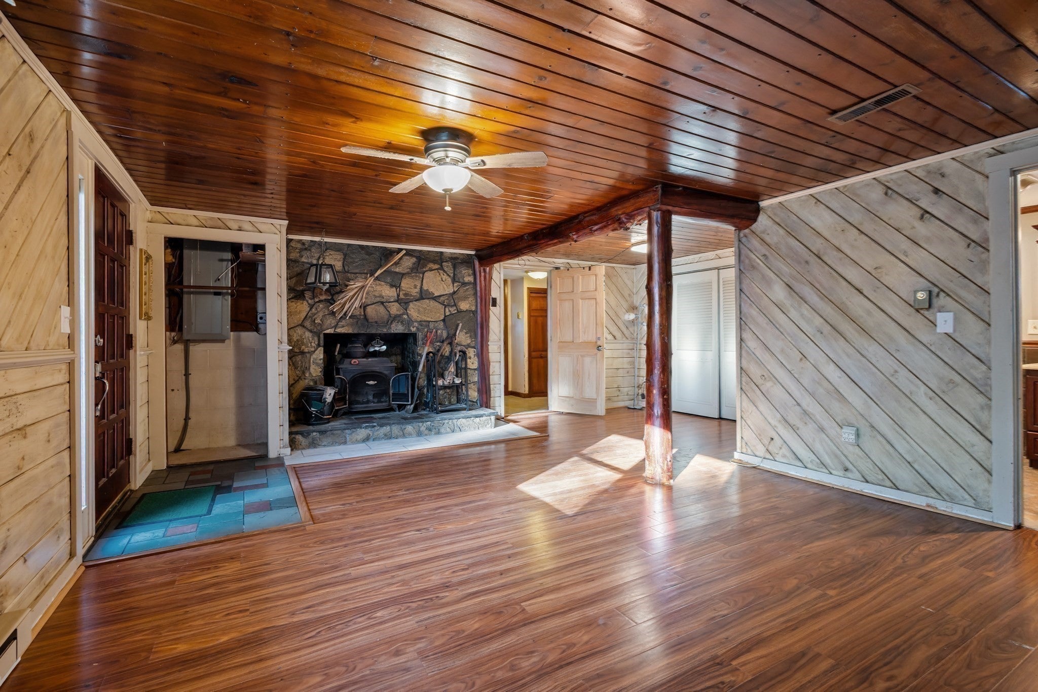 19 Bassett Ave, Westport, MA, 19 Bassett Ave, Westport, MA Photo #8