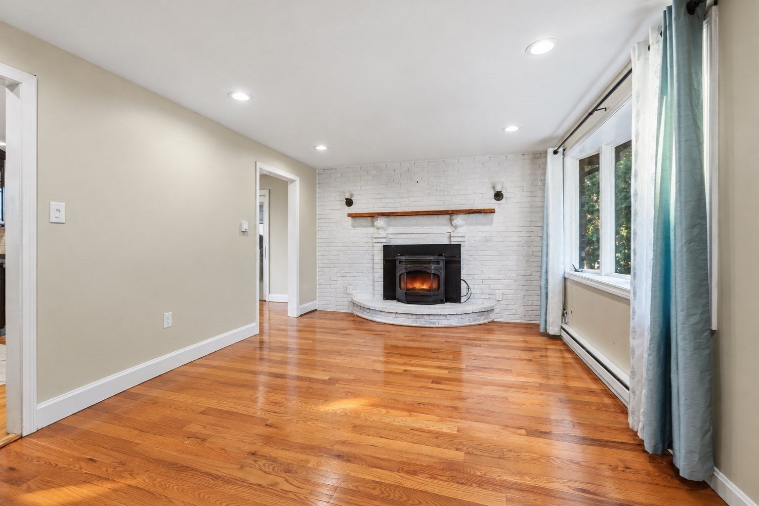 19 Bassett Ave, Westport, MA, 19 Bassett Ave, Westport, MA Photo #6