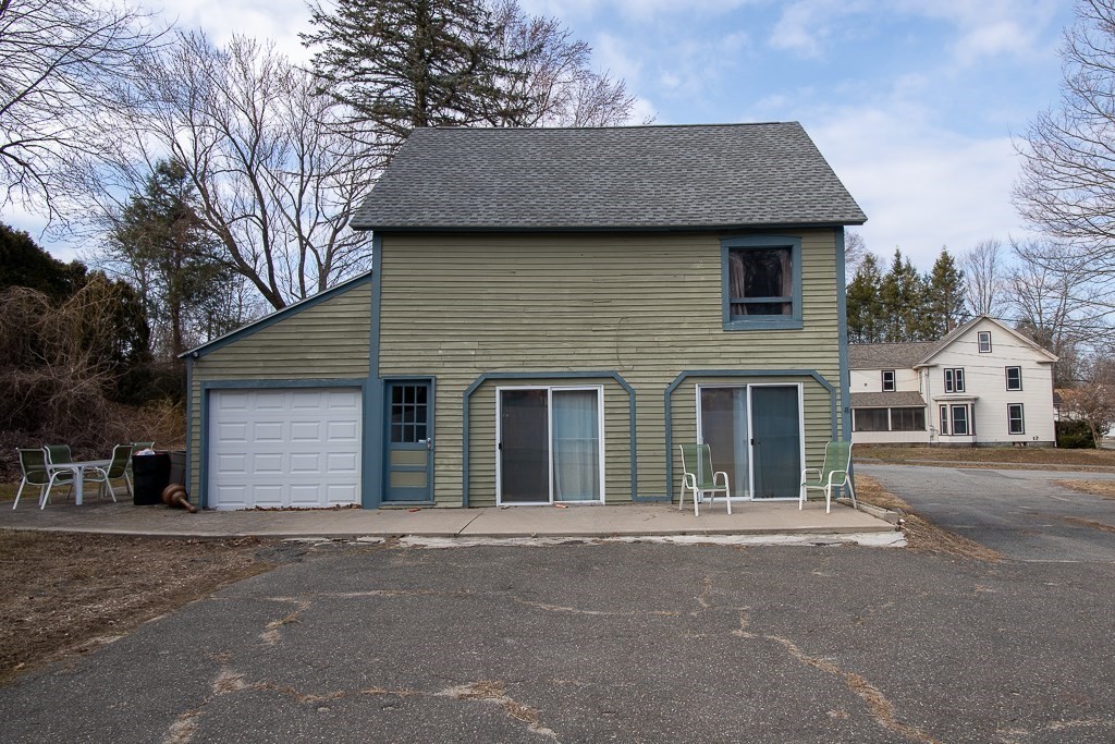 4 Spring St