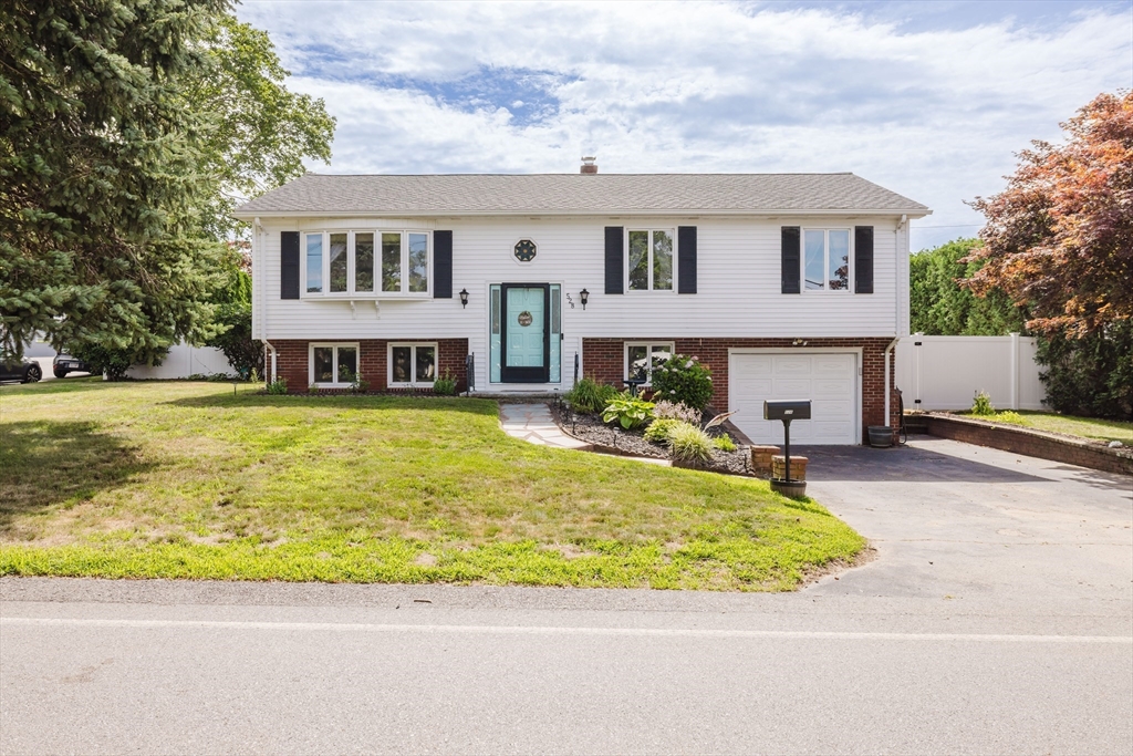 528 Regan Rd