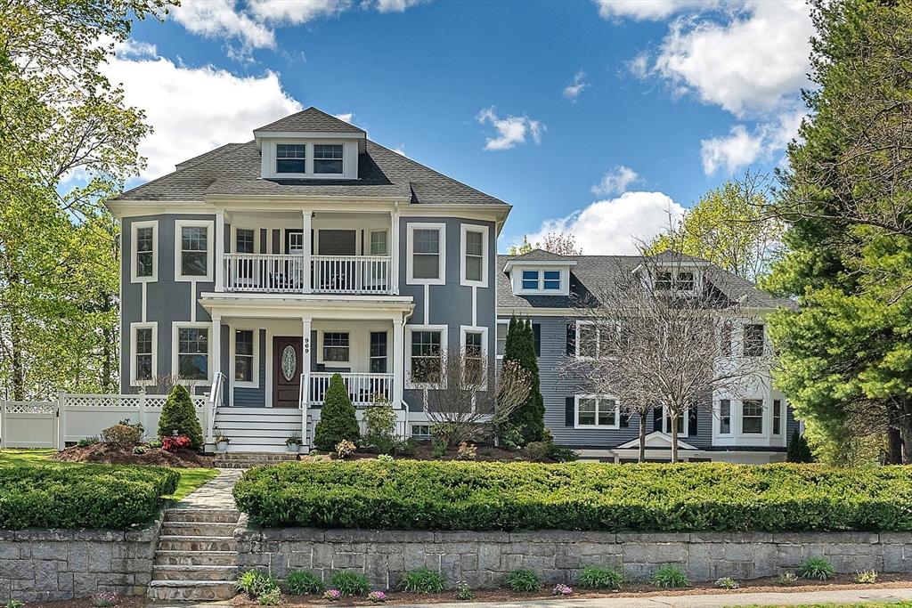 969 Greendale Ave 969