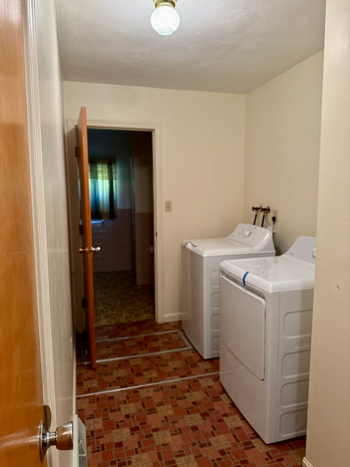 7 Fallon Dr, Westport, MA Photo #24