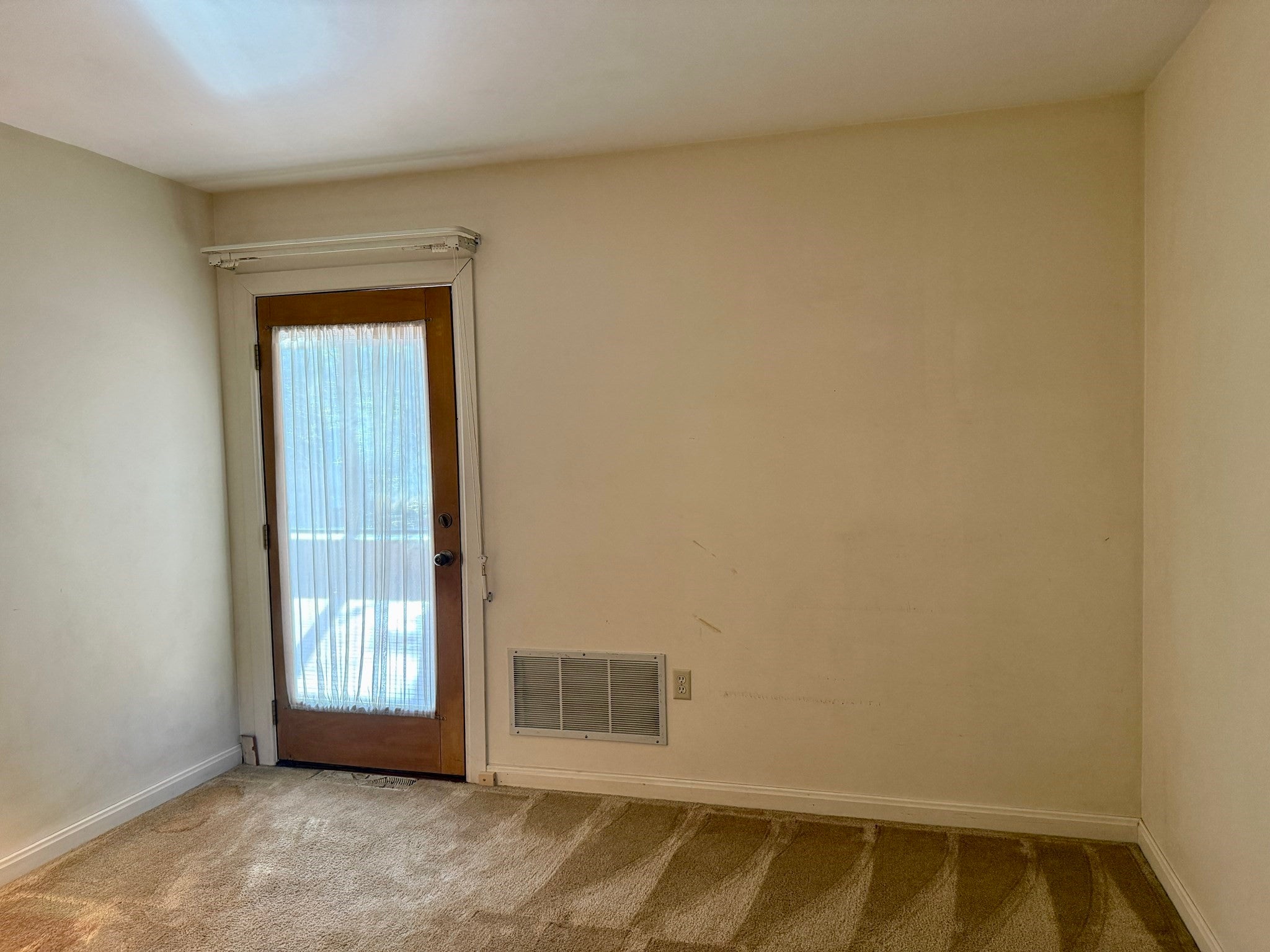 7 Fallon Dr, Westport, MA Photo #36