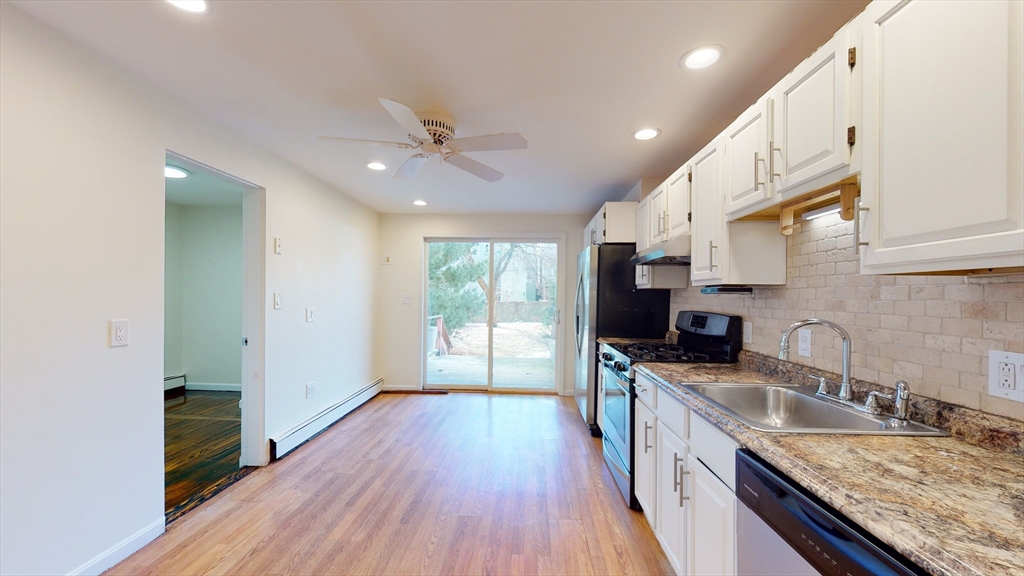 833 E 2nd 1